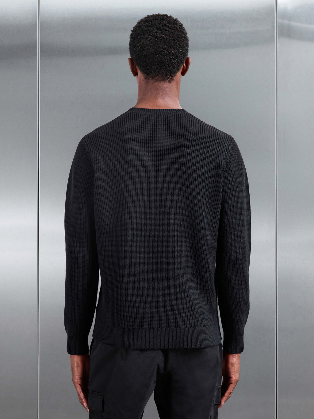 Chunky Ribbed Sweatshirt in Black