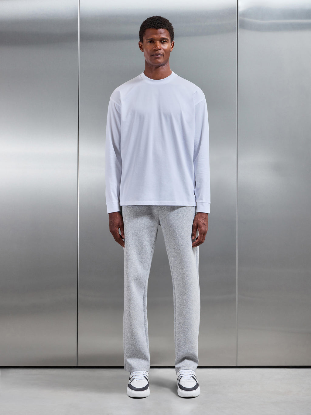 Essential Cotton Stretch Long Sleeve Relaxed T-Shirt in White