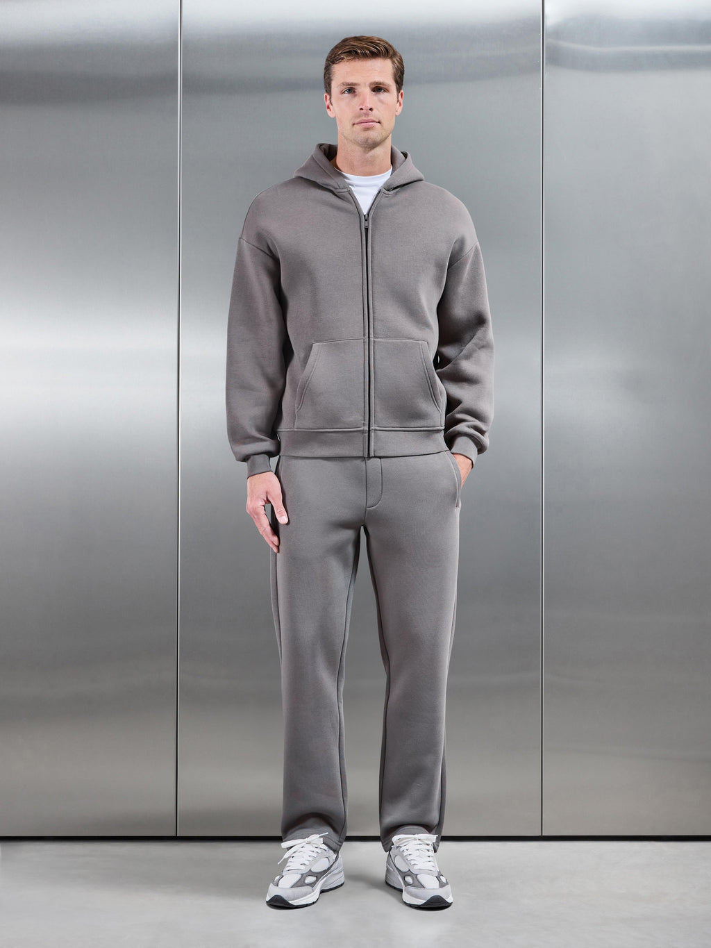 Essential Relaxed Zip Hoodie in Grey