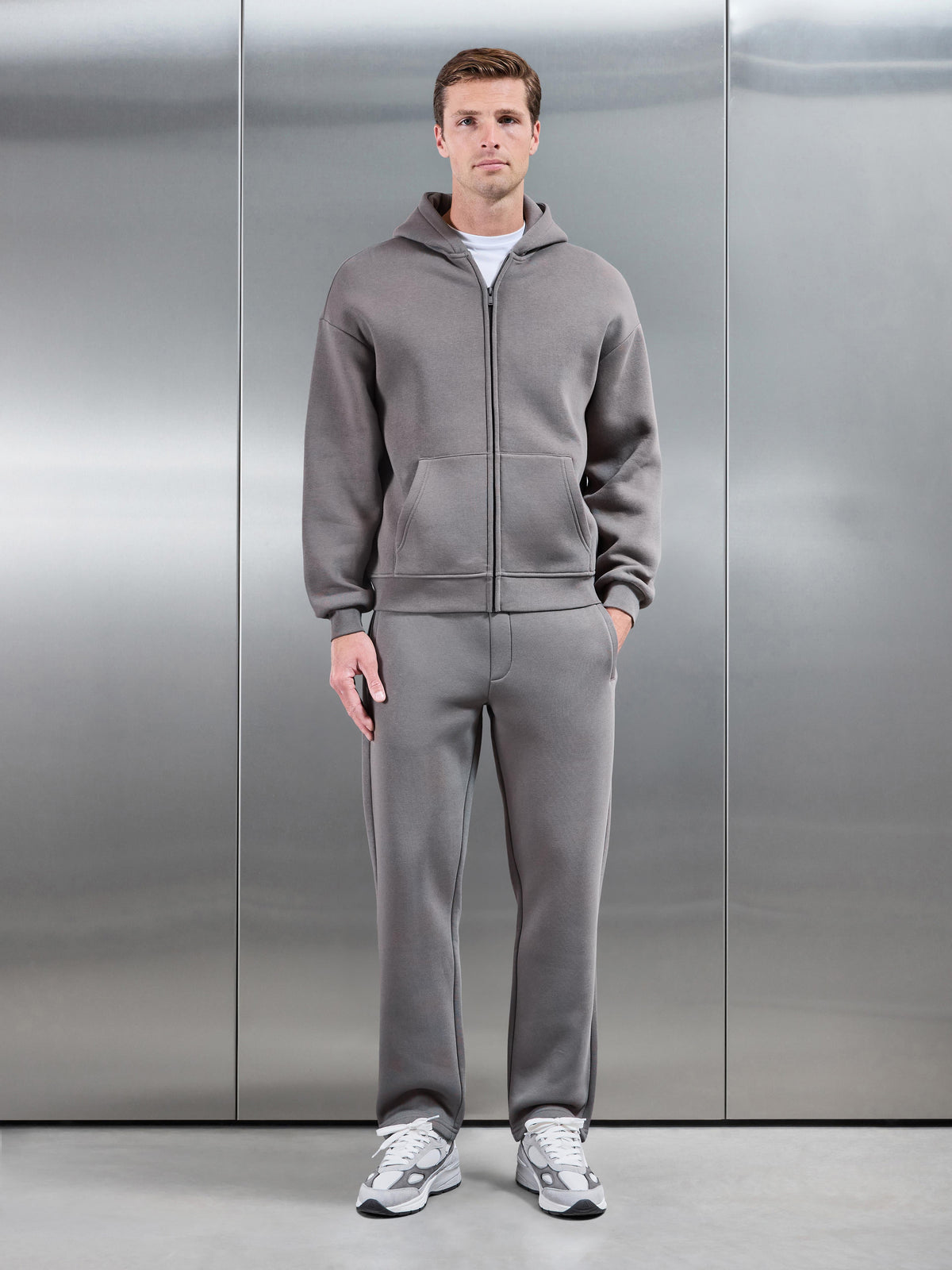 Essential Relaxed Zip Hoodie in Grey