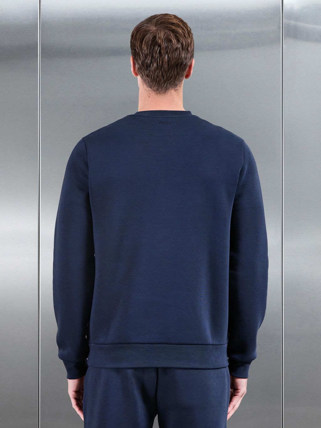 Essential Sweatshirt in Navy