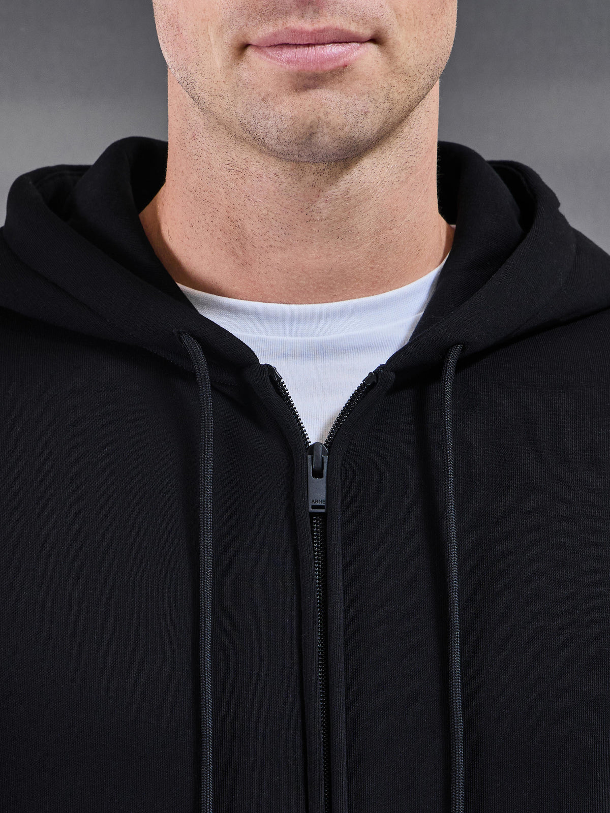 Essential Zip Hoodie in Black