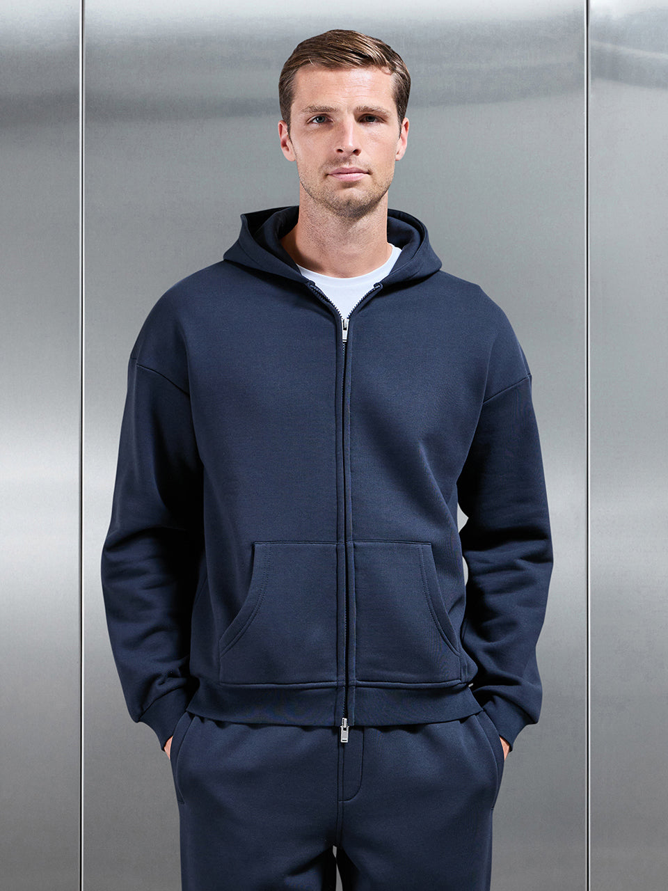 Essential Relaxed Fit Zip Through Hoodie in Navy – relaxed fit men's hoodie – 79% cotton 21% polyester